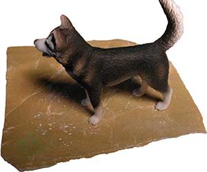 Remove paint from under the figure's feet